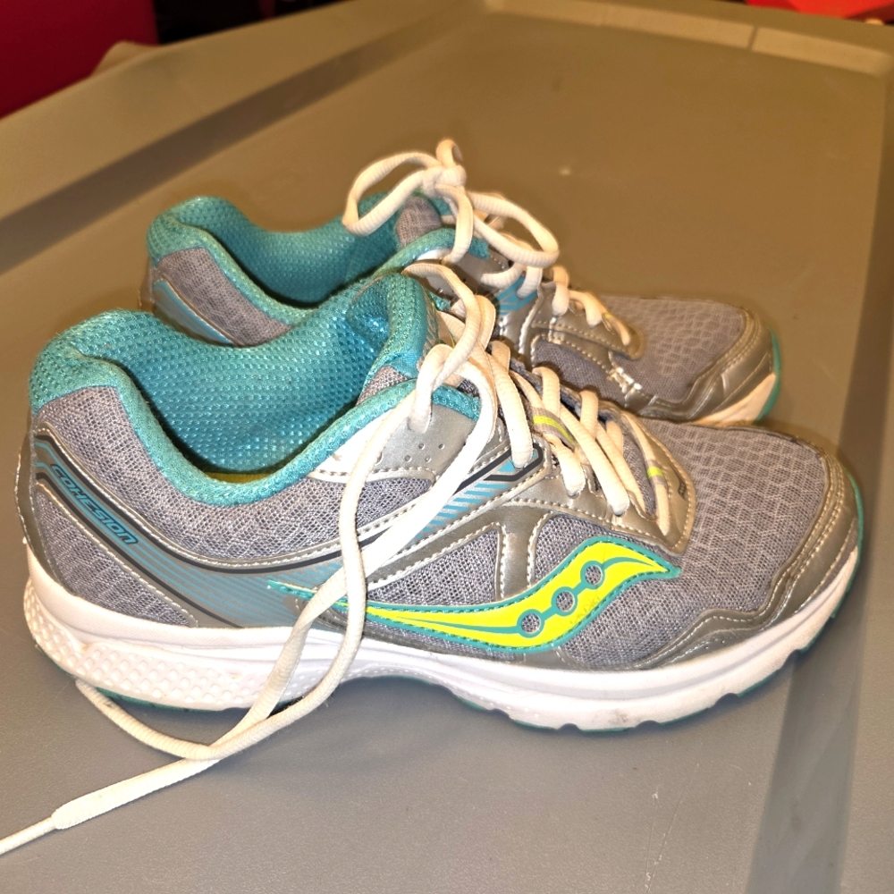 Saucony Cohesion Gray and Teal Running Shoes